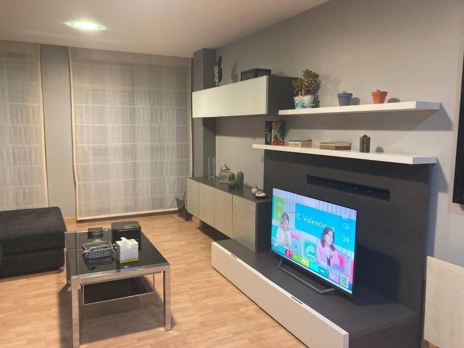 Апартаменты Hyp - Brincadeira Пуэнтесампайо Экстерьер фото